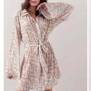 NWT Love + Harmony Teresa Floral Mini Dress Pink Green Sheer Bell Sleeve Large L